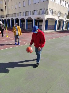 Clientes do CAARPD fazem atividades ao ar livre