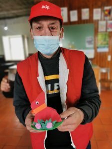 Clientes do CAARPD fazem atividades em sala