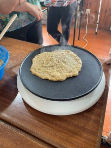 Clientes do CAARPD fazem atividades de culinária