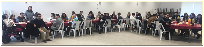 Almoço entre famílias, clientes e técnicos