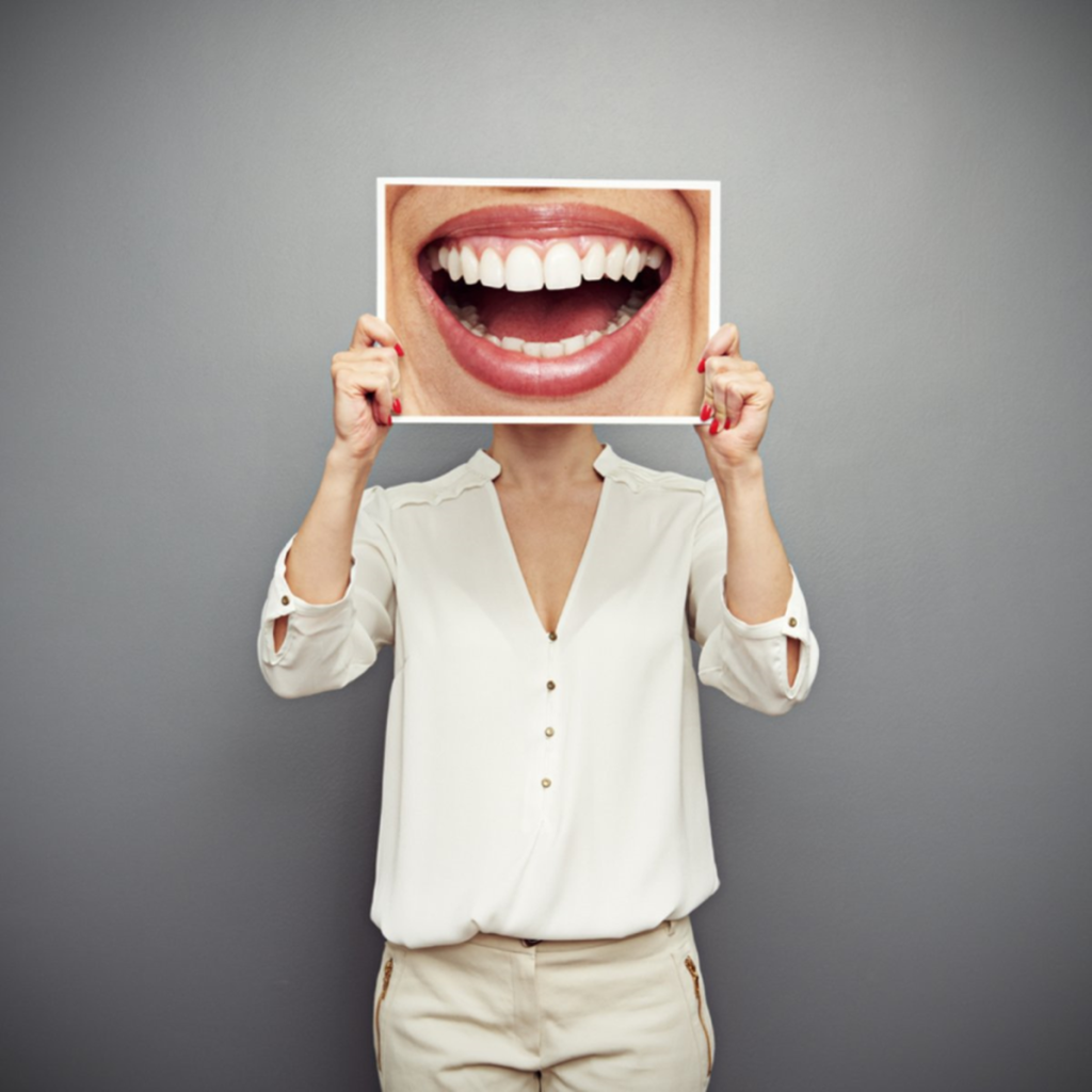IMAGEM ILUSTRATIVA DE UM SORRISO