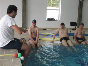 Oficina dos Sorrisos - Atividades na piscina