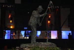 Atuações musicais no evento Santa Marta em Festa