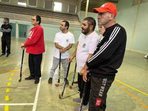 Clientes do CAARPD participam em torneio de hóquei