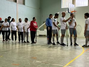 Clientes do CAARPD participam em torneio de hóquei